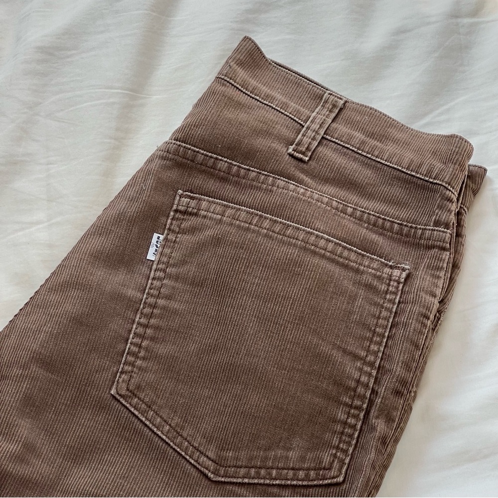 LEVIS Brown Corduroy Pants. Size 26